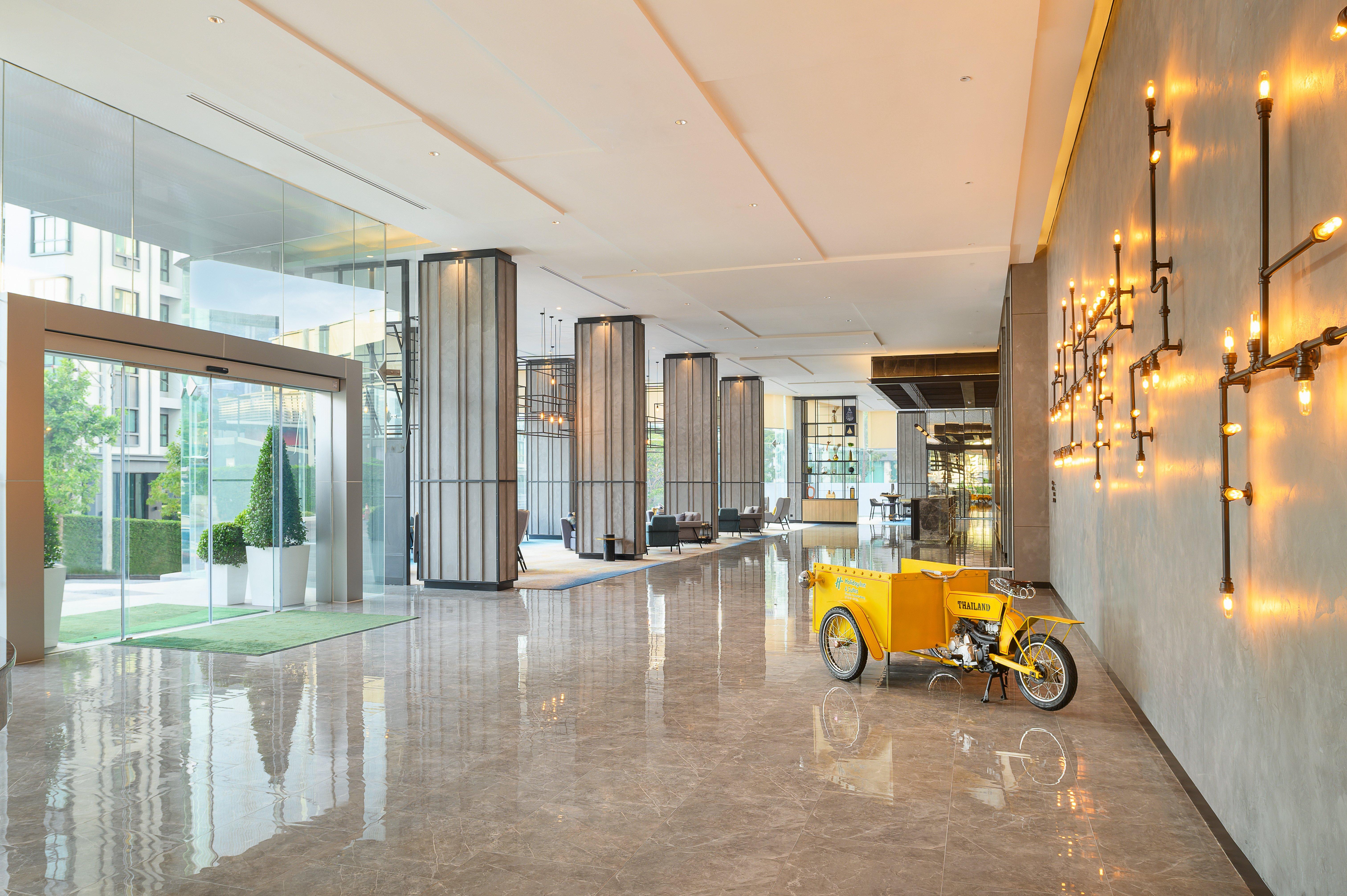 Holiday Inn & Suites Siracha Laemchabang By Ihg Si Racha Exterior foto