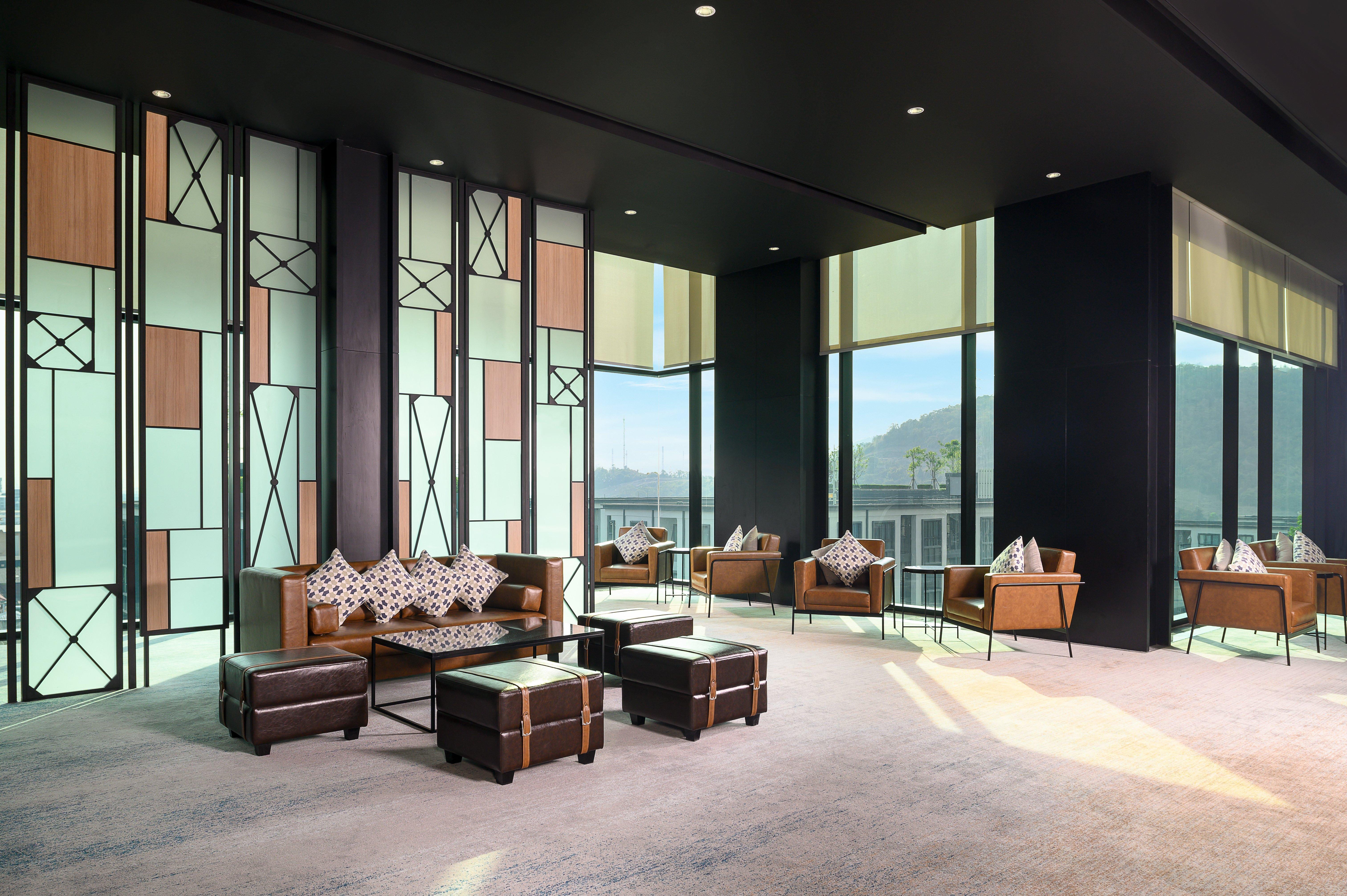 Holiday Inn & Suites Siracha Laemchabang By Ihg Si Racha Exterior foto