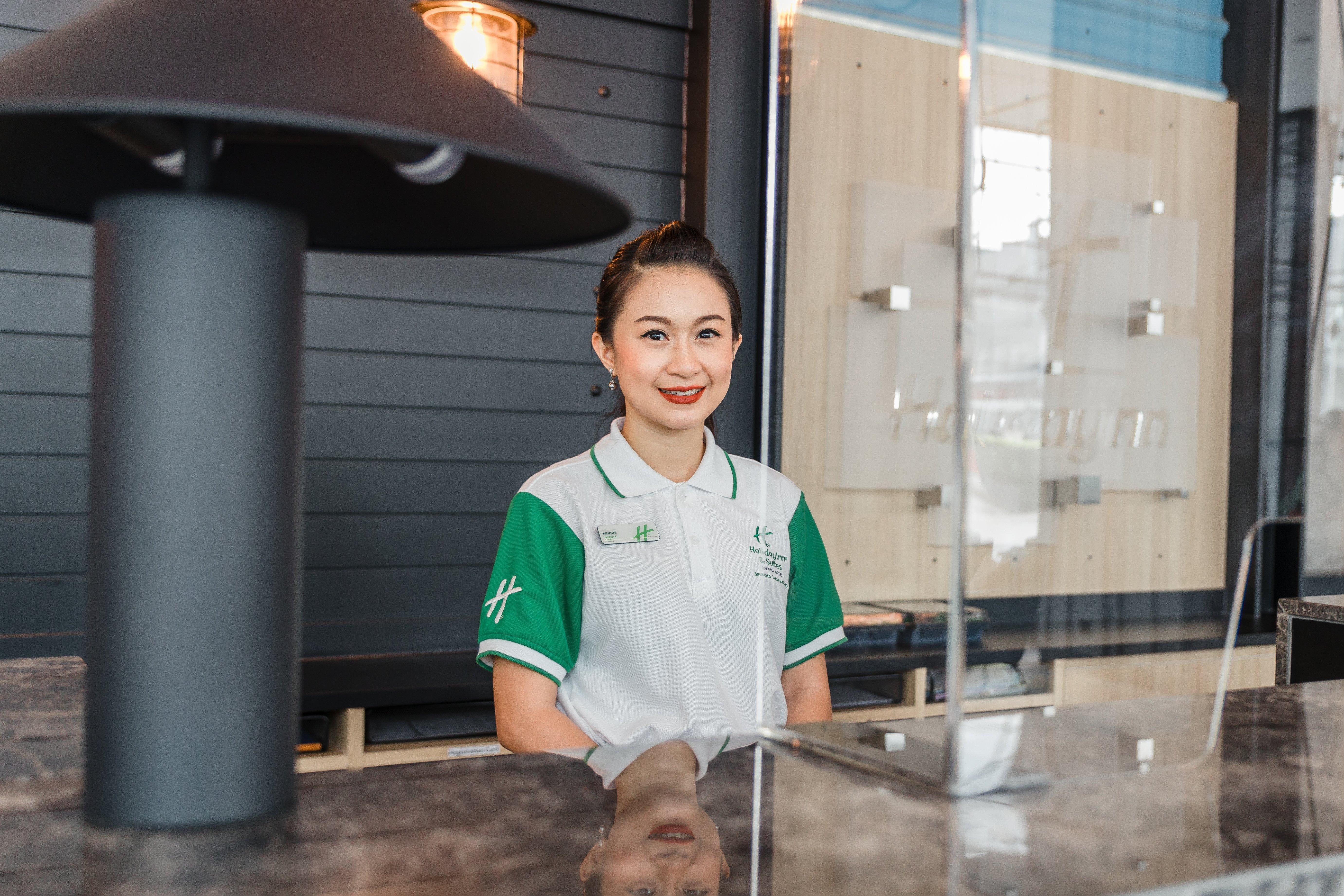 Holiday Inn & Suites Siracha Laemchabang By Ihg Si Racha Exterior foto