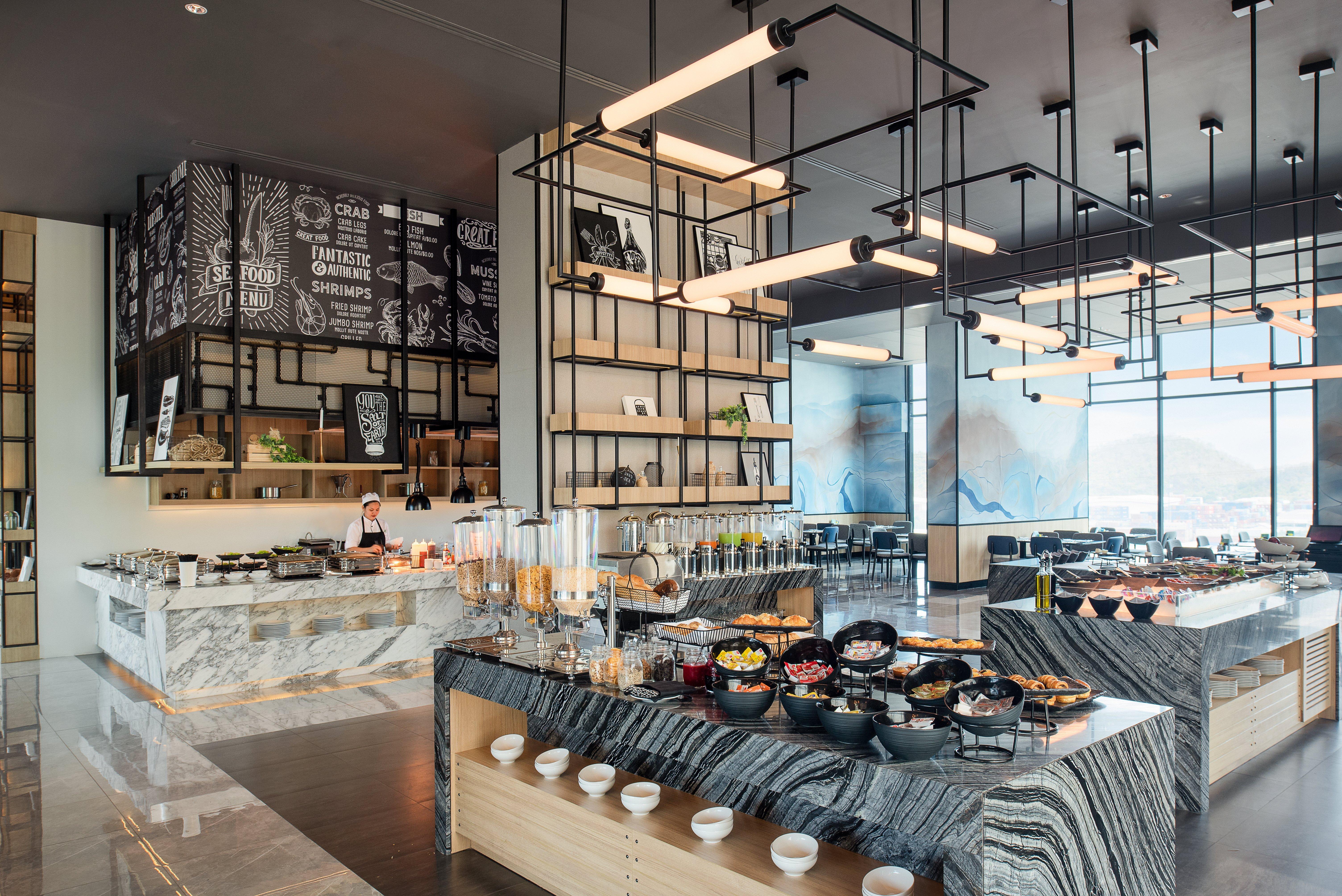 Holiday Inn & Suites Siracha Laemchabang By Ihg Si Racha Exterior foto